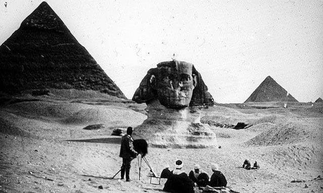130618_esfinge-de-guiza-cubierta-por-la-arena_fotos-antiguas-de-egipto_daniel-egipto